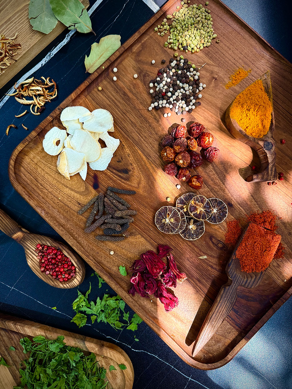 ورکشاپ ادویه شناسی و طعم سازی (21، 22 و 23 آبان ماه) - تصویر 2