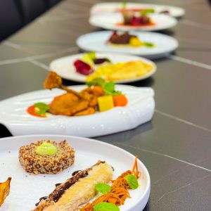 ورکشاپ ادویه شناسی و طعم سازی (21، 22 و 23 آبان ماه)