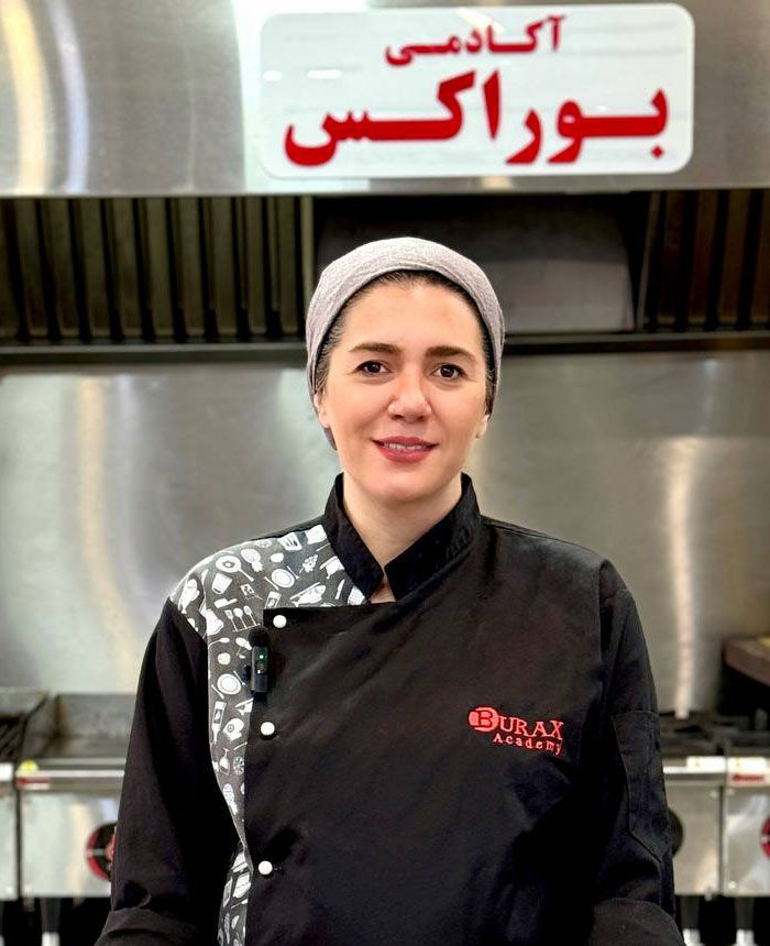 ندا توکلی مدرس دوره های نان، شیرینی و کیک در آکادمی بوراکس