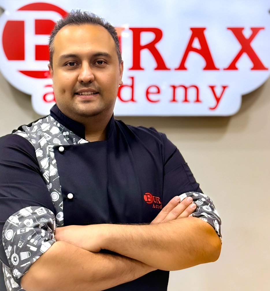 بهروز افتخاری مدرس دوره های فست فود و پیتزا در آکادمی بوراکس